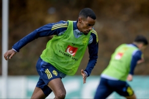 红军旧将：希望瑞典多给伊萨克比赛时间，有助于他在利物浦的表现