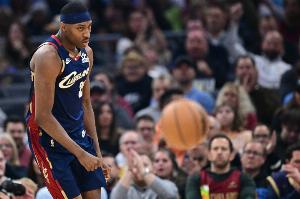 双向球员！汤姆林出战32分 8投6中砍下14分4篮板