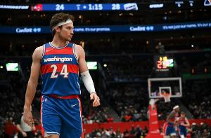 首节16分奠定基调！基斯珀特全场11中6得19分3板3断