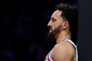 Shams：沙梅特因右肩扭伤将缺阵至少4周 受伤前已是尼克斯首发