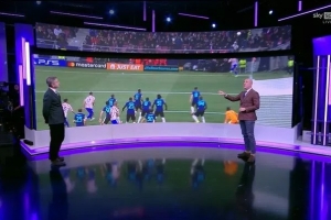 迪卡尼奥批评巴雷拉：是他该盯防吉梅内斯的，结果丢球后他还摊手