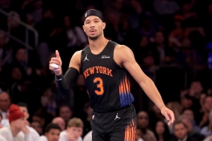 正负值全场最高！哈特12中5贡献19分15板大号两双 另有7助3断