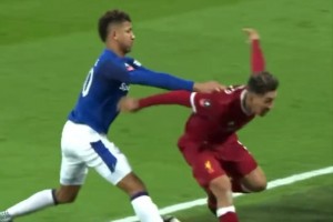 昔日冠绝欧洲！利物浦球迷：怀念他们三都在的日子！