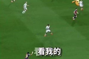 这种远射居然敢用身体挡出！当年德赫亚这扑救是真的自信啊！