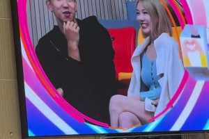 杭州队战胜金华队，赵哲轩获MVP！赵哲轩：靠防守和篮板球取胜。