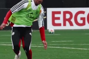 伦敦之王大显神威！名场面：格纳布里面对热刺上演大四喜！