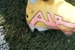 盘带就是他出众的天赋！加入曼城以前的多库！