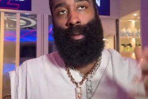 哈登：我们不知道为什么我们总是崩盘…问题很复杂，还没找到原因