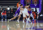 杨瀚森发展联盟首秀连砍4分，篮下暴扣惊艳