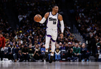 追平哈登！威少生涯第260场比赛20+10助攻并列历史第4多